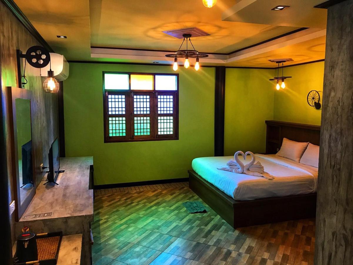 Hotel Mangrove House Lanta Old Town Ko Lanta Exterior foto